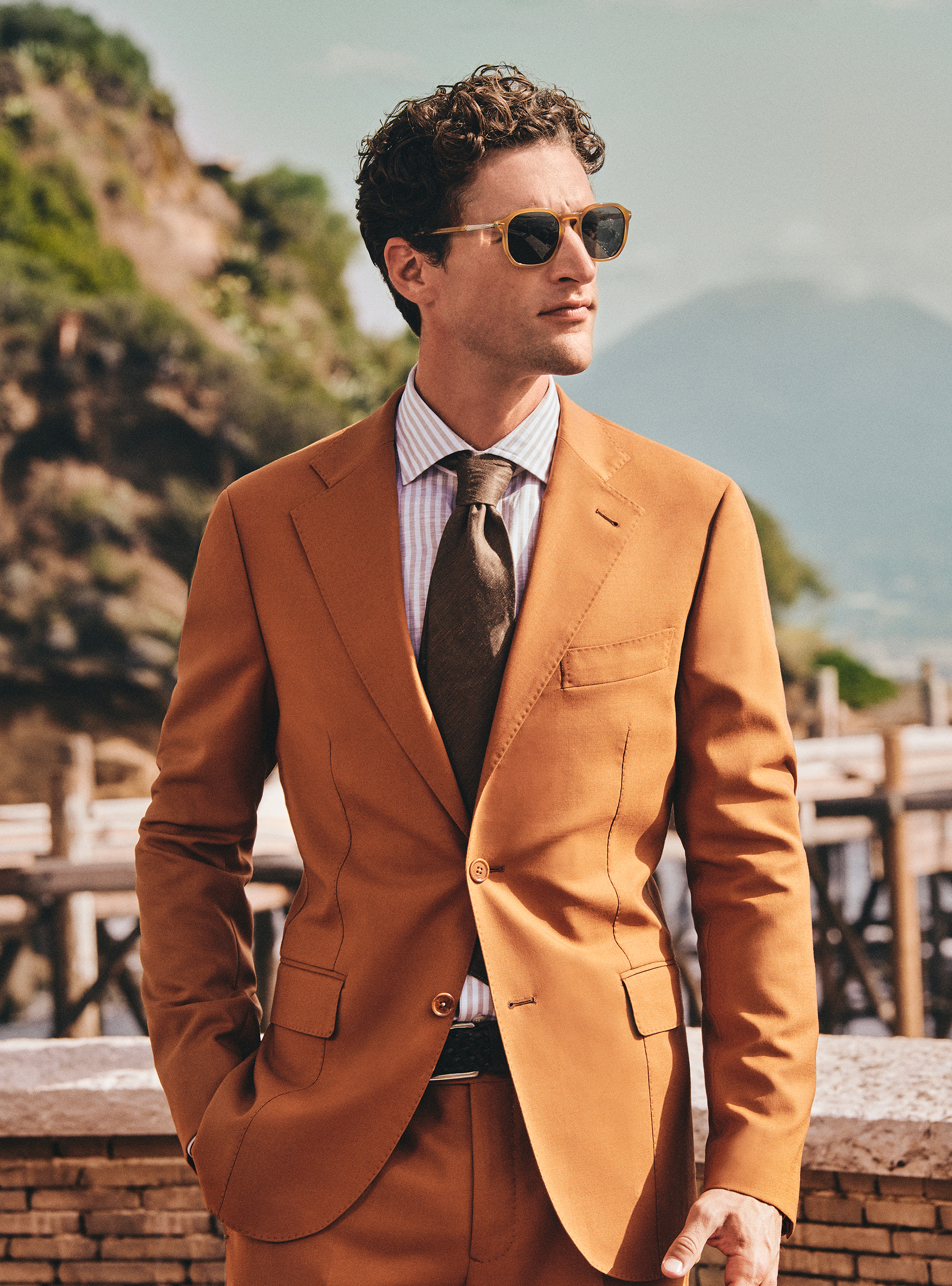 Abito in pura lana caramello, 